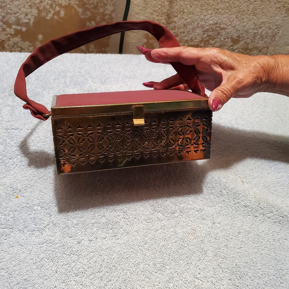 1950s Gold Burgundy Filigree box purse